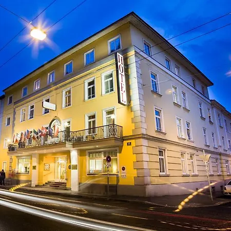 Theater Szálloda Salzburg